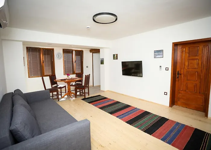 Casa de hóspedes родопчани старцево 3*